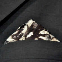 Load image into Gallery viewer, Pocket-square Black and White Skullflowers by Paul Trani